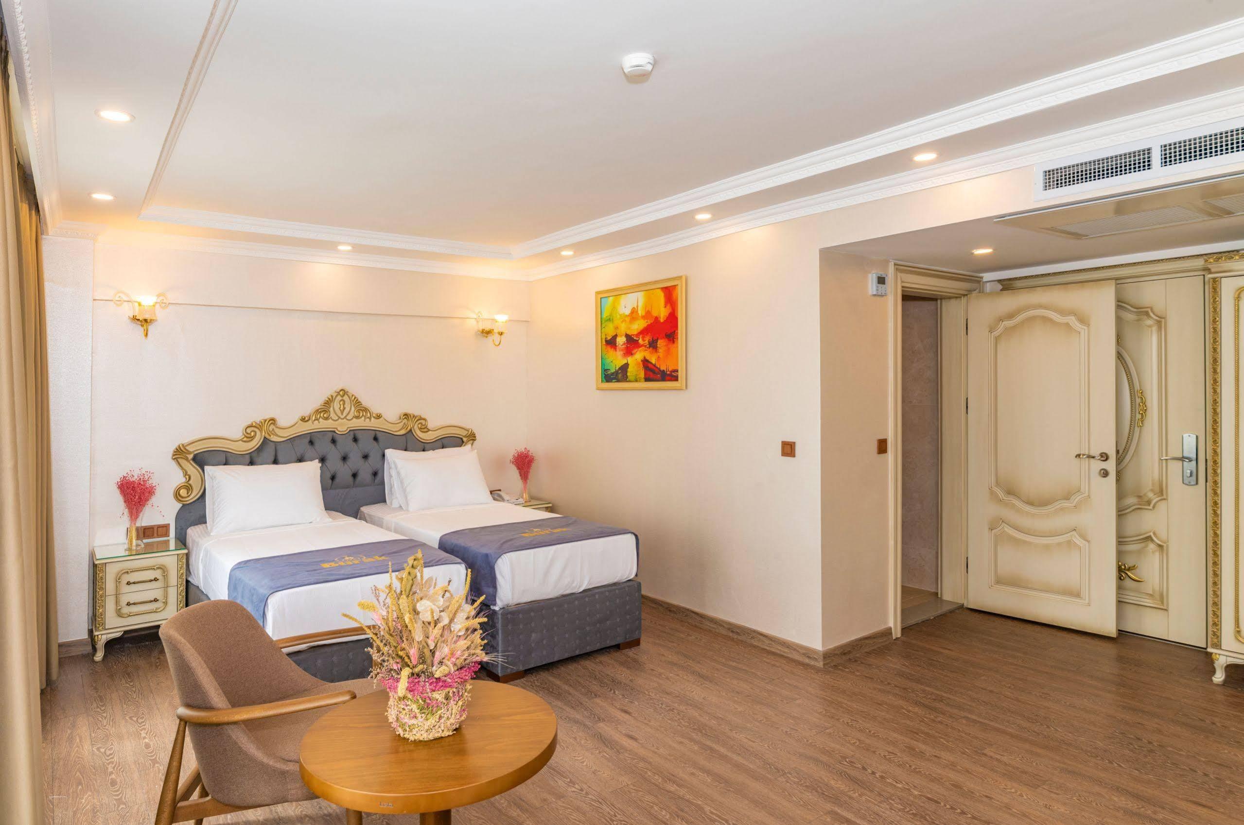 อัลมาดินา โฮเทล อิสตันบูล Hotel ภายนอก รูปภาพ